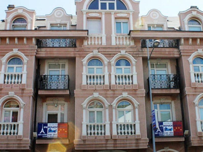 Vila Ile De France Újvidék Kültér fotó